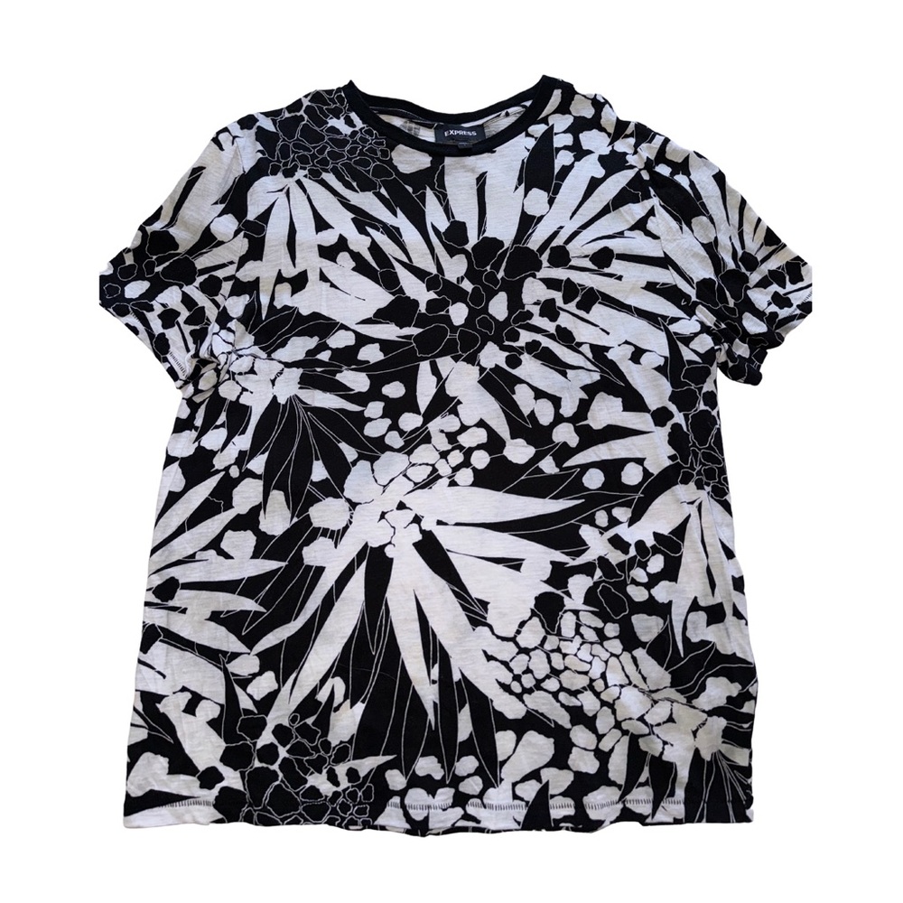 Express Men's Trendy T-Shirt